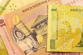 Leul românesc a pierdut teren masiv în raport cu dolarul american