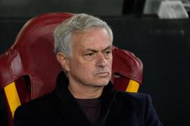 Jose Mourinho, amendat cu 20.000 de euro după ce a criticat dur un arbitru. Antrenorul ar putea fi suspendat