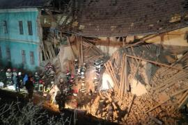 De ce s-a prăbuşit internatul din Odorheiu Secuiesc. Se făceau săpături chiar la limita fundaţiei. "Cum să laşi copiii în acea clădire?"