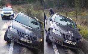 Calvar pentru o fată de 15 ani, răpită din casă. Trei tineri au ameninţat-o şi au băgat-o într-o maşină. Şoferul a încercat să scape de Poliţie și a ajuns în şanţ