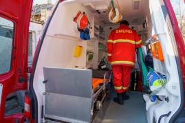 Fetiţă de 5 ani moartă şi un băieţel de 1 an în stare gravă, după ce bunica i-ar fi spălat cu o soluţie pentru deparazitarea oilor, în Ialomiţa