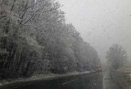 Ploi, lapoviță, ninsori și depuneri de polei în patru județe. Cod galben de vreme severă în Brăila, Ialomiţa, Buzău și Călăraşi, până la ora 13.00