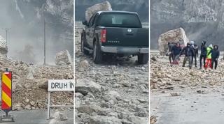 șofer pe un drum închis din Caraș-Severin