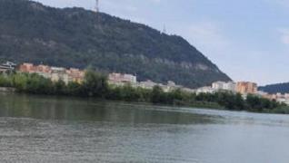 Bărbat de 31 de ani, scos fără viaţă din albia râului Bistriţa. O femeie a descoperit cadavrul şi a alertat poliţia