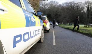 Un băiat de 12 ani și bunica lui, sfâșiați de un câine într-un parc din UK