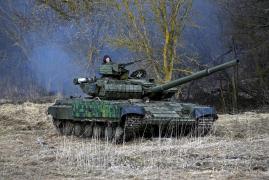 Un an de livrări de arme din ce în ce mai grele. Cum a evoluat războiul din Ucraina din prima zi, până în prezent