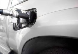 Preţul la motorină a scăzut în mod semnificativ, faţă de ziua precedentă