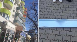 Fată din Deva, lovită la cap de tablă desprinsă de pe un bloc