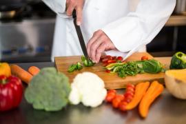 A început postul Paștelui 2023. Ce vor mânca credincioșii din 27 februarie