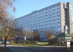 Miracol în Timiş: Operaţia care a salvat o tânără de 29 de ani de la amputarea piciorului. Intervenţia chirurgicală a durat 5 ore