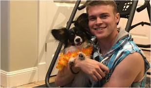 Studentul la drept nu a vrut să coboare din mașină și avea o armă la el