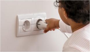 Mama a descoperit cadavrul copilei abia a doua zi, când s-a întors acasă