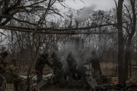 Bătălia din Bahmut, relansată. Armata ucraineană susţine că a reuşit să trimită soldaţilor muniţie şi alte provizii