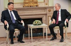 Ce trădează limbajul corporal din timpul întâlnirii Xi - Putin. Experţi: Puteţi vedea tensiunea acolo