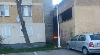 Un bărbat de 56 de ani a luat foc într-o centrală dezafectată, în timp ce încerca să se încălzească, în Piatra Neamţ