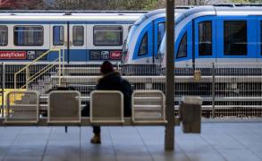 Cum au reuşit un grup de români să provoace întârzieri ale trenurilor de peste 1.400 de minute, în Germania. Două persoane, arestate