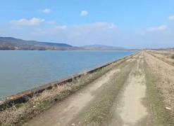 Trupul unui bărbat din Curtea de Argeş, luat de viituri, găsit după mai bine de o lună în barajul Zigoneni