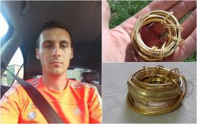 Un bărbat din Gorj a dat peste o comoară într-o pădure. Erau îngropate la doar 30 de centimetri în pământ