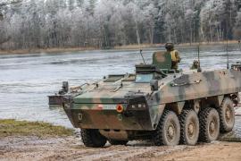Ucraina a comandat zeci de blindate multirol Rosomak din Polonia. Vehiculele vor fi plătite cu bani de la UE şi SUA