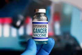 Cancer de piele. Un vaccin experimental poate reduce cu 44% riscul de deces sau recidivă. Este creat de Moderna şi Merck