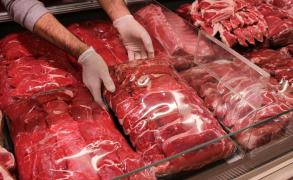 Produse de 4 milioane de lei, reţinute la controalele de Paşte. Carnea, îmbrăcămintea şi parfumurile contrafăcute, cele mai confiscate