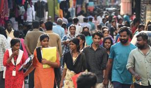 India ar urma să devină ţara cu cea mai mare populaţie din lume până la jumătatea anului 2023, depăşind China cu 3 milioane de locuitori