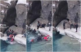 La un pas de moarte pentru un selfie: 6 canadieni au căzut într-un râu îngheţat, după ce au trecut de barierele ce restricționau accesul
