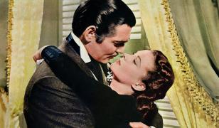 Noua ediţie a romanului "Pe aripile vântului", publicată cu avertismentul "rasistă şi ofensatoare"