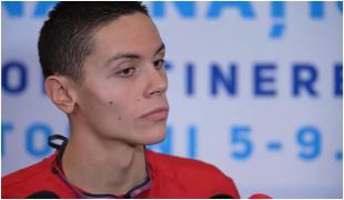 David Popovici, a şasea medalie de aur la Campionatul Naţional. "Abia aștept să reprezint România la Paris!"