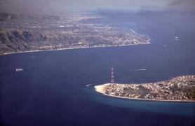 Italia vrea să construiască cel mai lung pod suspendat din lume. E un vis care datează încă din epoca romană