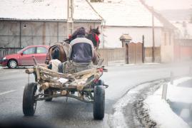 Câţi asistaţi sociali sunt în România. Judeţele cu cei mai mulţi beneficiari de ajutor social