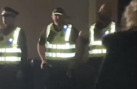 Cuplu la un pas să fie linşat "din greşeală" de sute de oameni