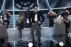 Te cunosc de  undeva! Nicole Cherry și Juno, transformare uluitoare în Charlie Chaplin: ''E unul dintre cele mai grele momente din istoria cinematografiei''