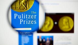 Premiile Pulitzer 2023. NYT şi AP, recompensate pentru relatările despre război. Wall Street Journal și LA Times, premiate pentru investigaţii politice