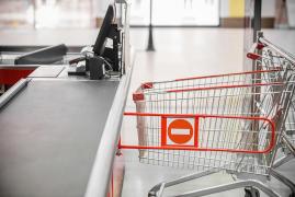 Supermarketurile ar putea fi închise duminica şi mutate în afara oraşului. Proiectul de lege care ar duce la concedieri masive