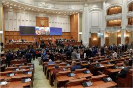 Parlamentul se va reuni săptămâna viitoare pentru eliminarea pensiilor speciale ale parlamentarilor - surse