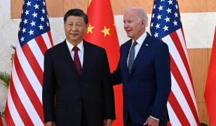 Biden îl numeşte dictator pe Xi Jinping, la o zi după ce a declarat că relaţiile sino-americane sunt pe calea cea bună