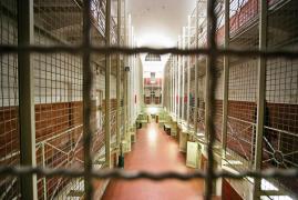 Cum au încercat doi deţinuţi din Alba să evadeze din închisoare. S-au inspirat dintr-un serial celebru, pe care îl văzuseră anterior