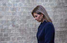 Soţia preşedintelui Zelenski recunoaşte că plânge "foarte des". Olena: "Trebuie să fac tot ce pot ca să termin povestea"