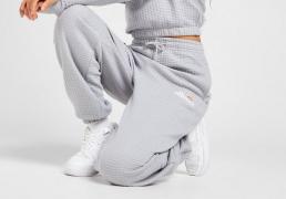 (P) Cum să asortezi sneakers pentru femei? Sfaturi și recomandări testate