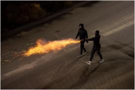 Revolte în Franţa. Macron dă vina pe jocurile video, reţelele de socializare şi educația proastă: "Este responsabilitatea părinților să-i țină acasă"