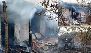 Incendiu puternic în Botoşani. Un bărbat a decedat după ce şi-ar fi dat foc la propria casă
