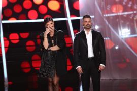 Te cunosc de undeva! Trei echipe, performance-uri reușite printre crize de râs. ''Era un Freddie Mercury de zici că  venise după coasă''