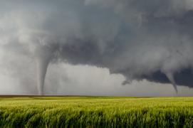 Atenţionare de tornadă în România. Zonele vizate de vremea severă