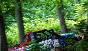 Amenda primită de o asociaţie din Gorj după ce a organizat o competiţie de off-road într-o arie protejată. Garda de Mediu, sesizată de un localnic