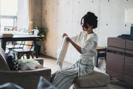 Revoltă în Japonia după ce autorităţile au făcut publice pliante în care femeile însărcinate sunt sfătuite să facă mâncare, curăţenie şi masaj soţilor