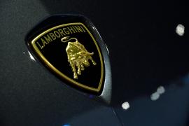 Lamborghini îţi schimbă abordarea, dar îşi păstrează clienţii. Constructorul anunţă că are clienţi până în 2025 pentru primul său model hibrid