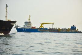 Statele Unite au împiedicat Iranul să captureze două petroliere, în Golful Persic