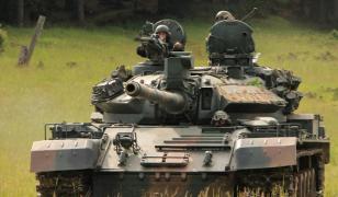 O companie din industria grea vrea să producă transportoare blindate la Brăila