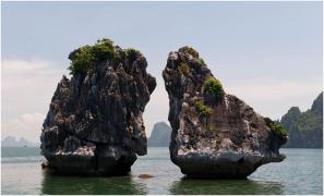 „Stâncile care se sărută” din Vietnam riscă să se prăbușească. Motivul pentru care acestea se degradează